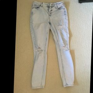Light wash Jeans
